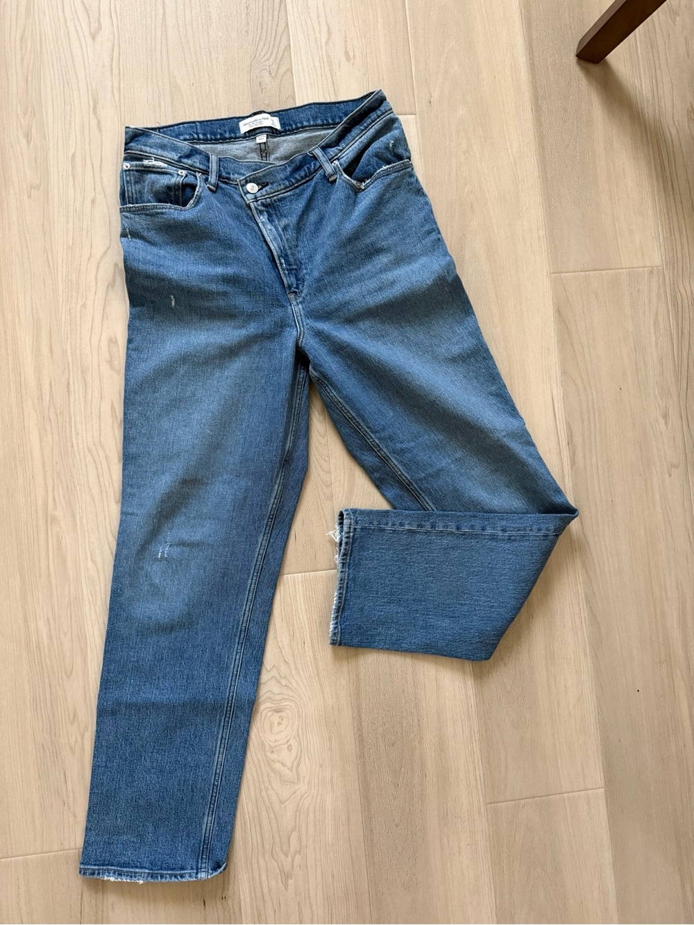 Abercrombie Crossover Waist Jean